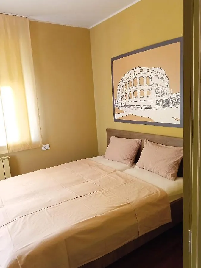Apartment Laura Pula