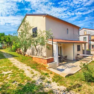  Apartment Padulj 1365